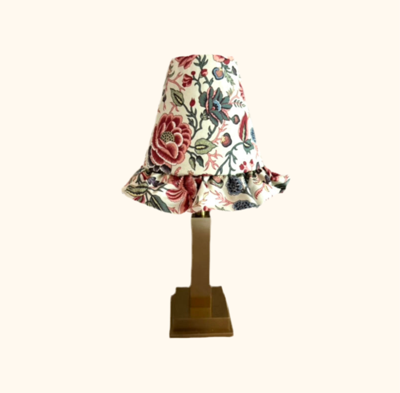 Philia rechargable table lamp with flower lampshade