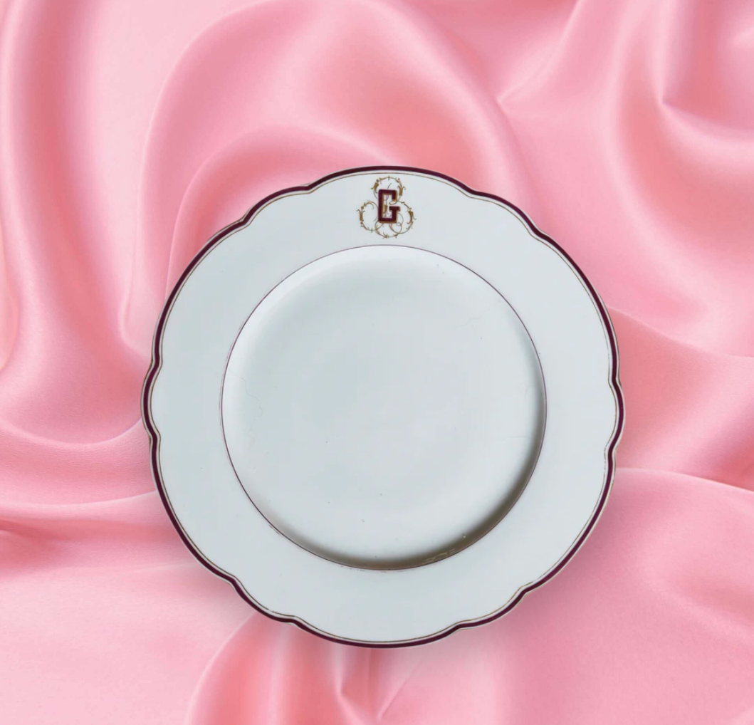 Vintage ‘G’ Monogram plates